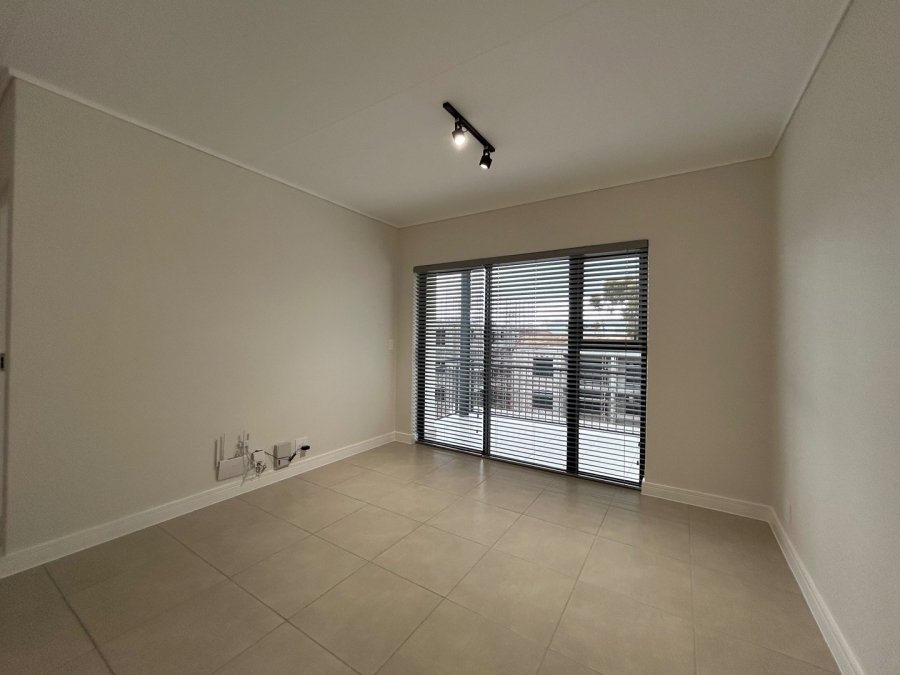 To Let 1 Bedroom Property for Rent in Richwood Western Cape